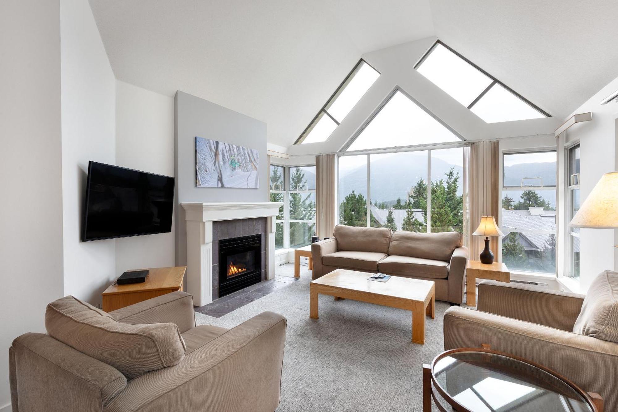 The Woodrun Lodge By Whiski Jack Whistler Buitenkant foto