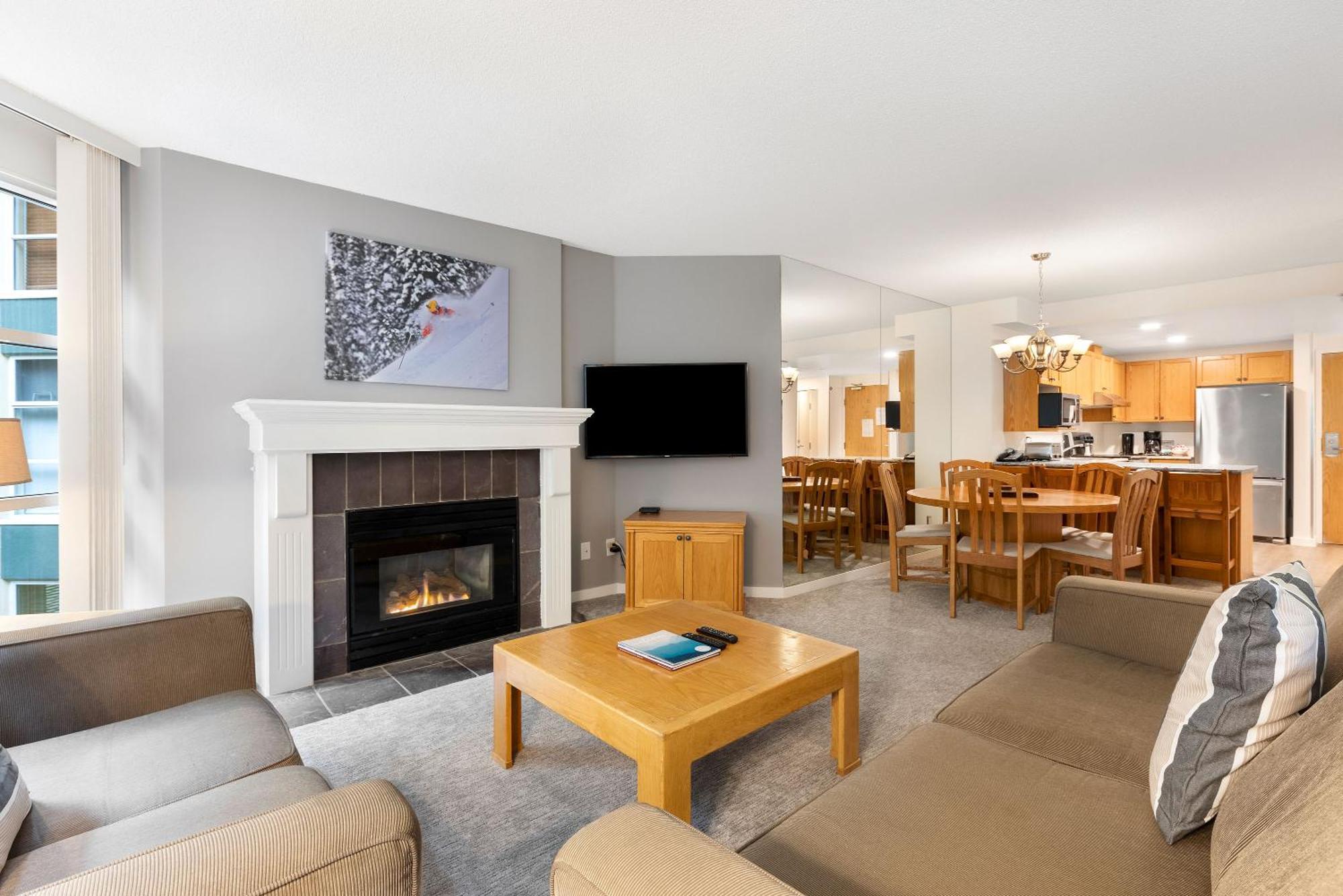 The Woodrun Lodge By Whiski Jack Whistler Buitenkant foto