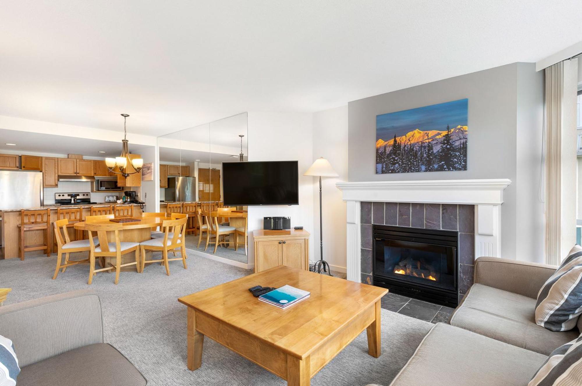 The Woodrun Lodge By Whiski Jack Whistler Buitenkant foto